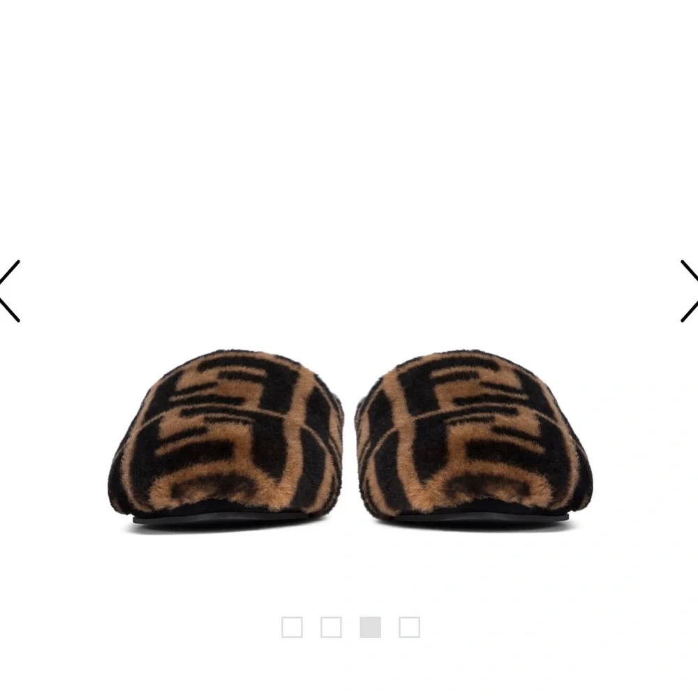 WOMENS FENDI SHEARLING NAPPA Monogram Slippers Size 39 - Picture 10 of 16